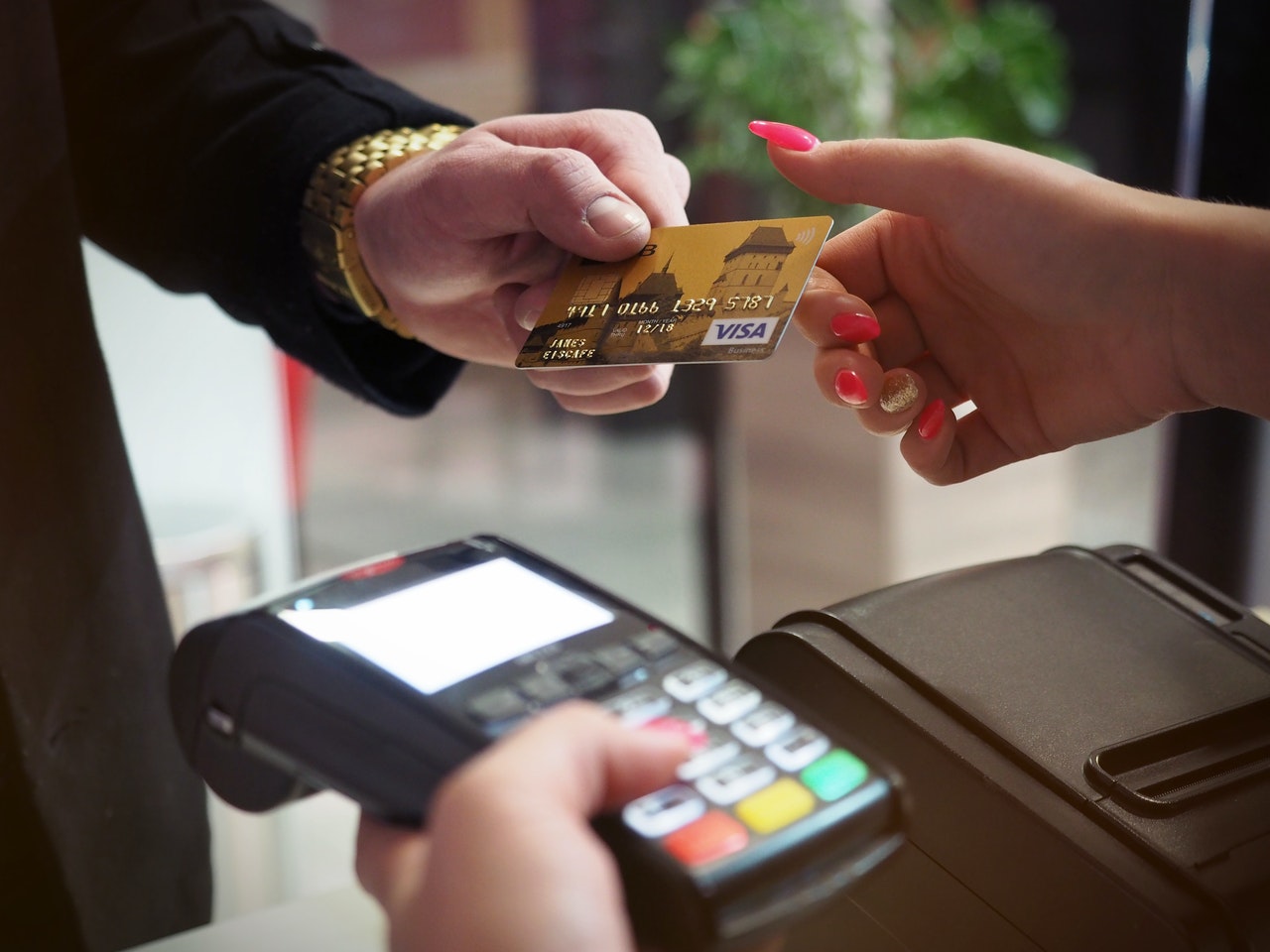 Understanding your credit card machine options - Clover Blog